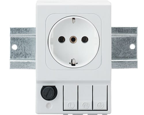 NEW ELFIN SRL - NEW050PFVDE PRESA VDE CON FUSIBILI PROTEZIONE