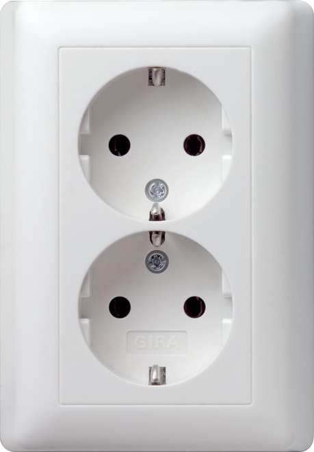 GIRA - GGI078004 PRESA DOP.SCHUKO P.CPL.