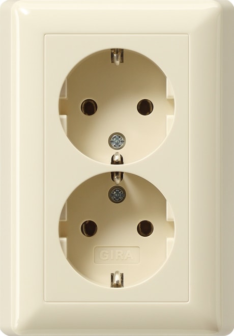GIRA - GGI078201 DOP.SCHUKO P.CPL. P. SCAT.INST. 1,5-M