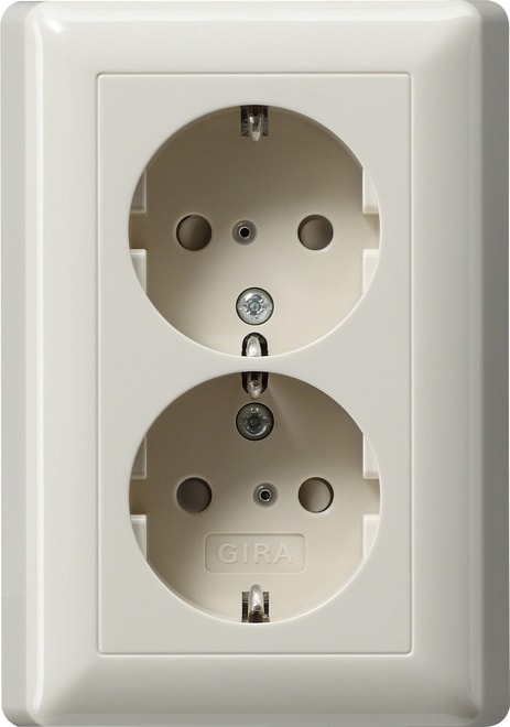 GIRA - GGI078301 PRESA DOP.SCHUKO SP + P.CPL.