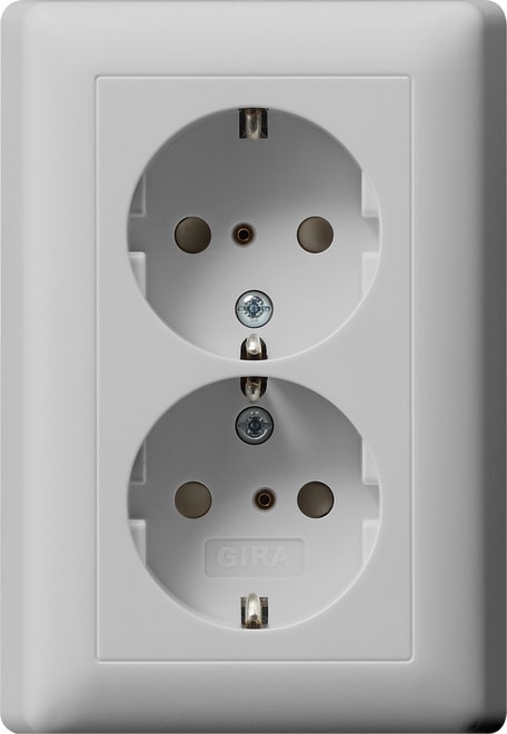 GIRA - GGI0783015 PRESA DOP.SCHUKO SP + P.CPL.