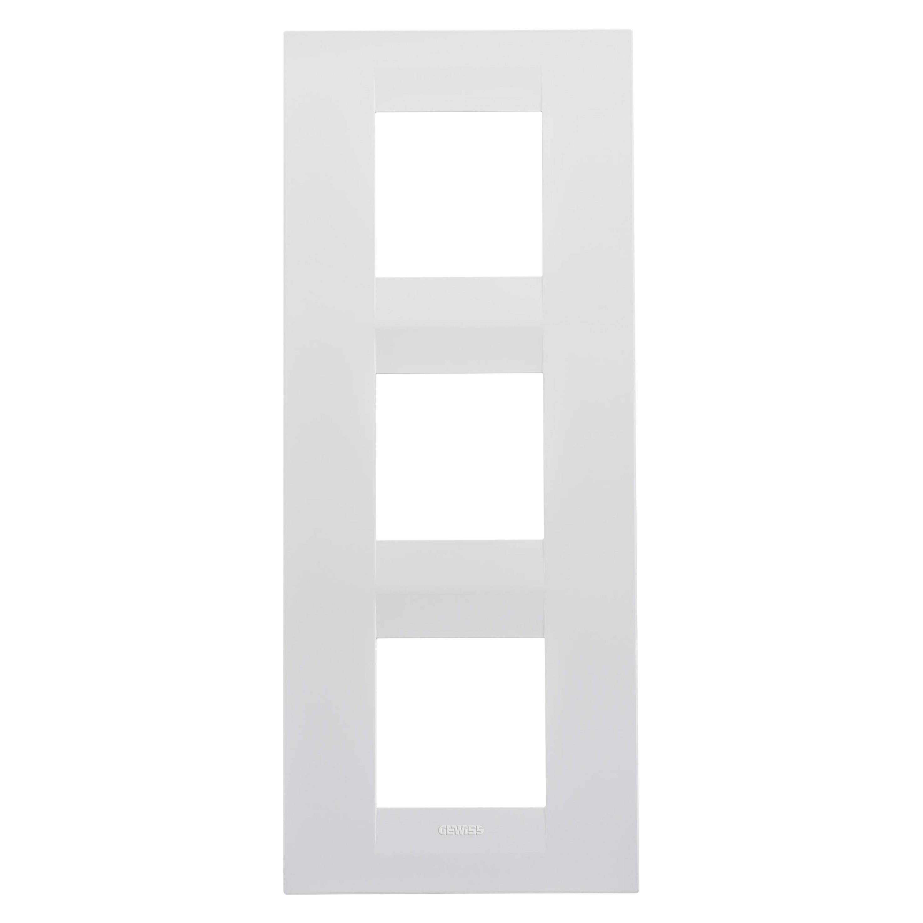 GEWISS - GEWGW16427VW PLACCA GEO INTERNATIONAL - IN TECNOPOLIMERO VERNICIATO - 2+2+2 POSTI VERTICALE - BIANCO SATINATO - CHORUSMART