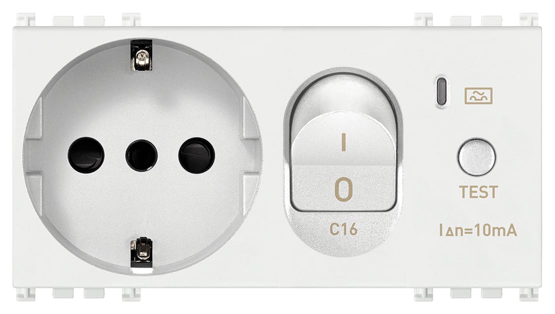 VIMAR SPA - VIW19286.B Presa 2P+T 16A P30 intb+MTDiffC16 bianco