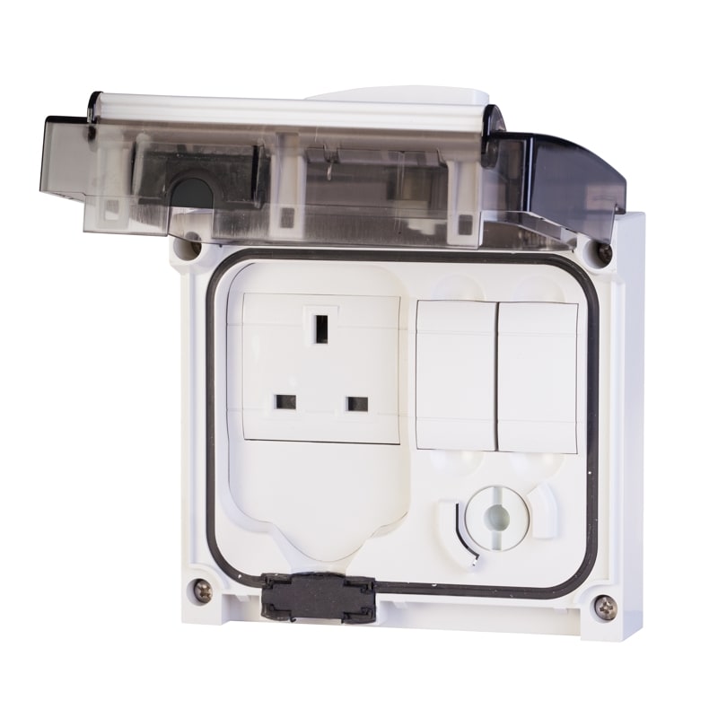 SCAME PARRE SPA - SCA409.0413 PRESA OMNIAPLUS INGLESE BS1363 13A