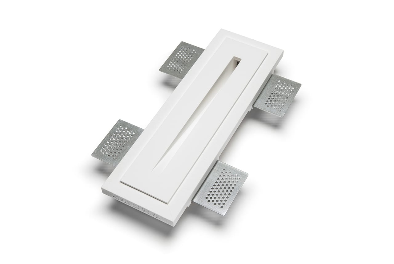 BELFIORE SRL - NVT4100F-3000 Faretto segnapasso in CRISTALY con incavo sottile e allungato.