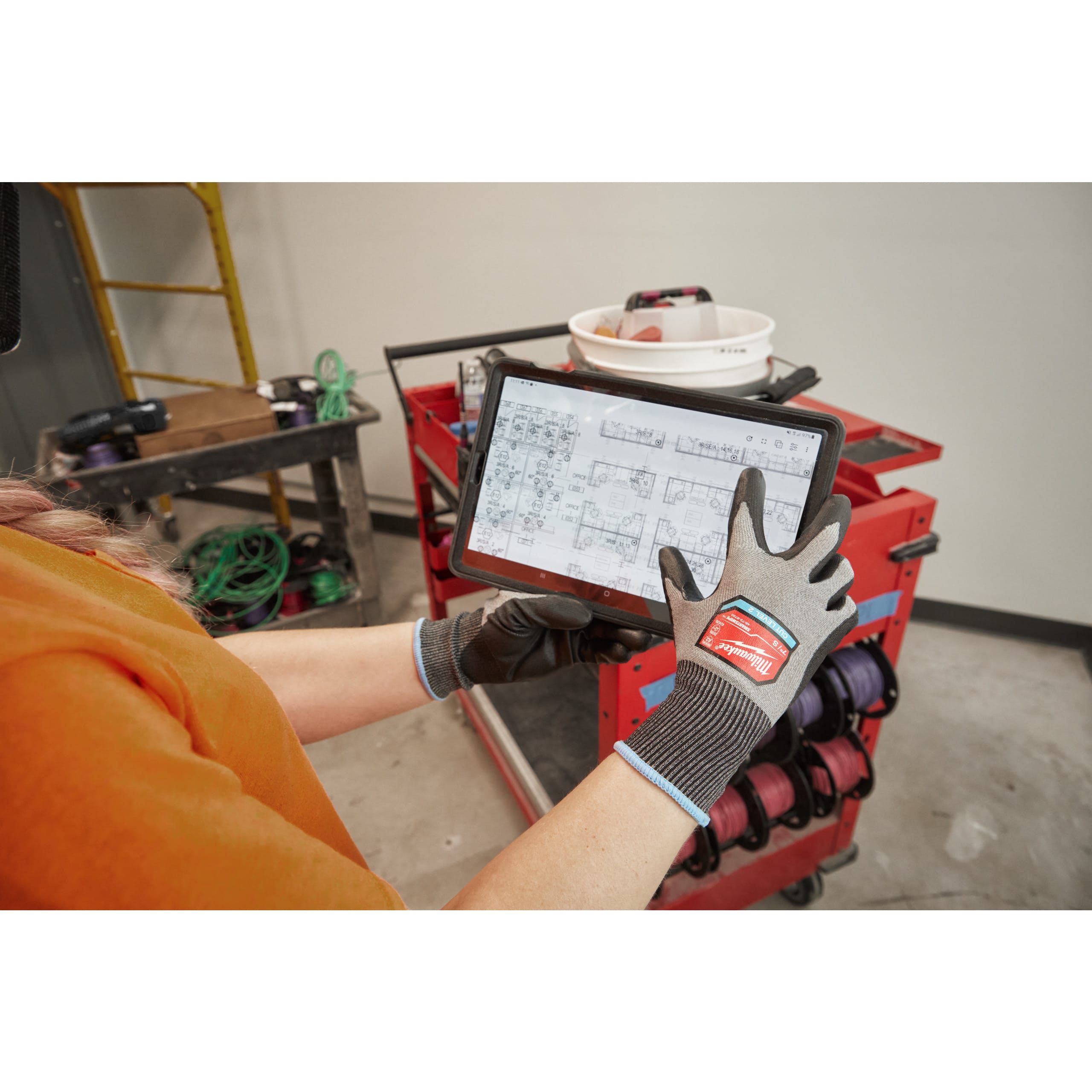 MILWAUKEE - AEG - COP4932480493 GUANTI ALTA DESTREZZA CAT. B 9/L- 1PZ