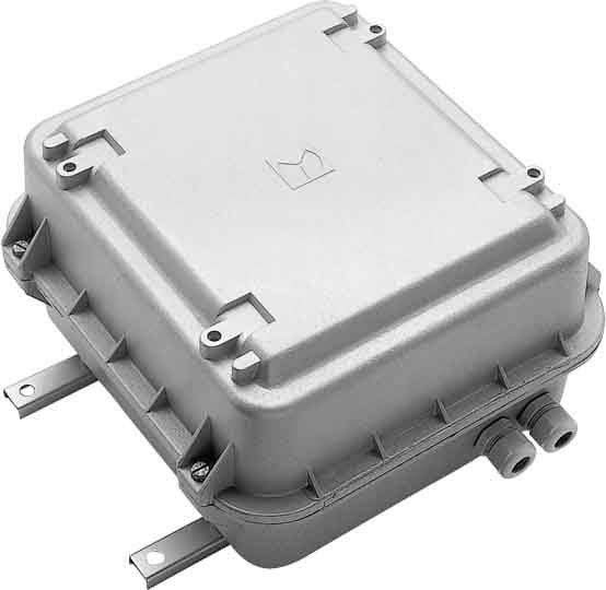 PERFORMANCE IN LIGHT - PRI14106003 BOX/AL 2000 HQI-T/MH-LA 400V-94-CR-NO A.