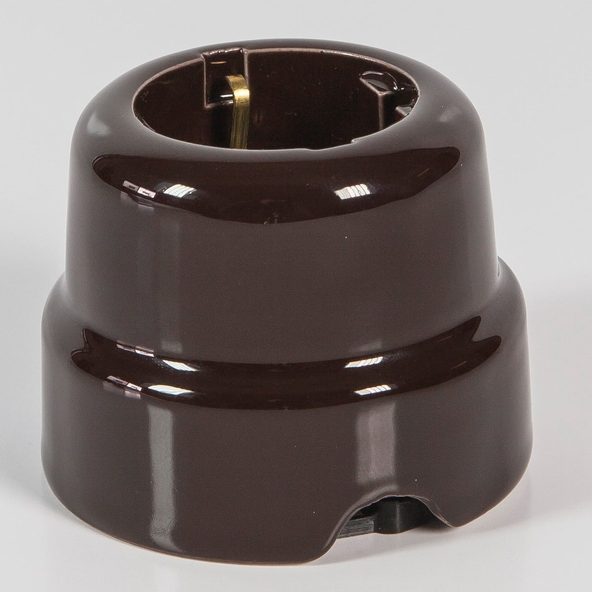 FANTON SRL - FME84011BW PRESA P30 DA PARETE IN CERAMICA MA