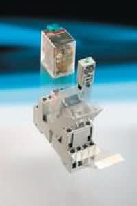 ABB SPA - ABBER 584 3 CR-M024AC4L ALIM.24VAC 4 C/O 250V/6A LED