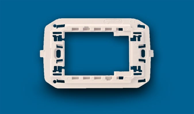 AERTECNICA SPA - ATNNA690 SUPPORTO ADATT.PLACCA GEWISS BIANCO