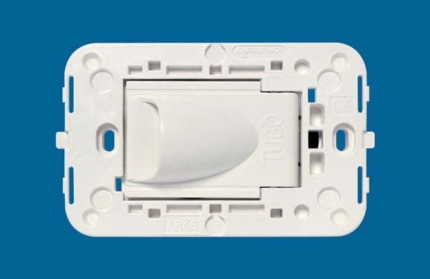 AERTECNICA SPA - ATNPA256 PRESA NEW AIR, VIMAR ARKE, BIANCO (PLACC