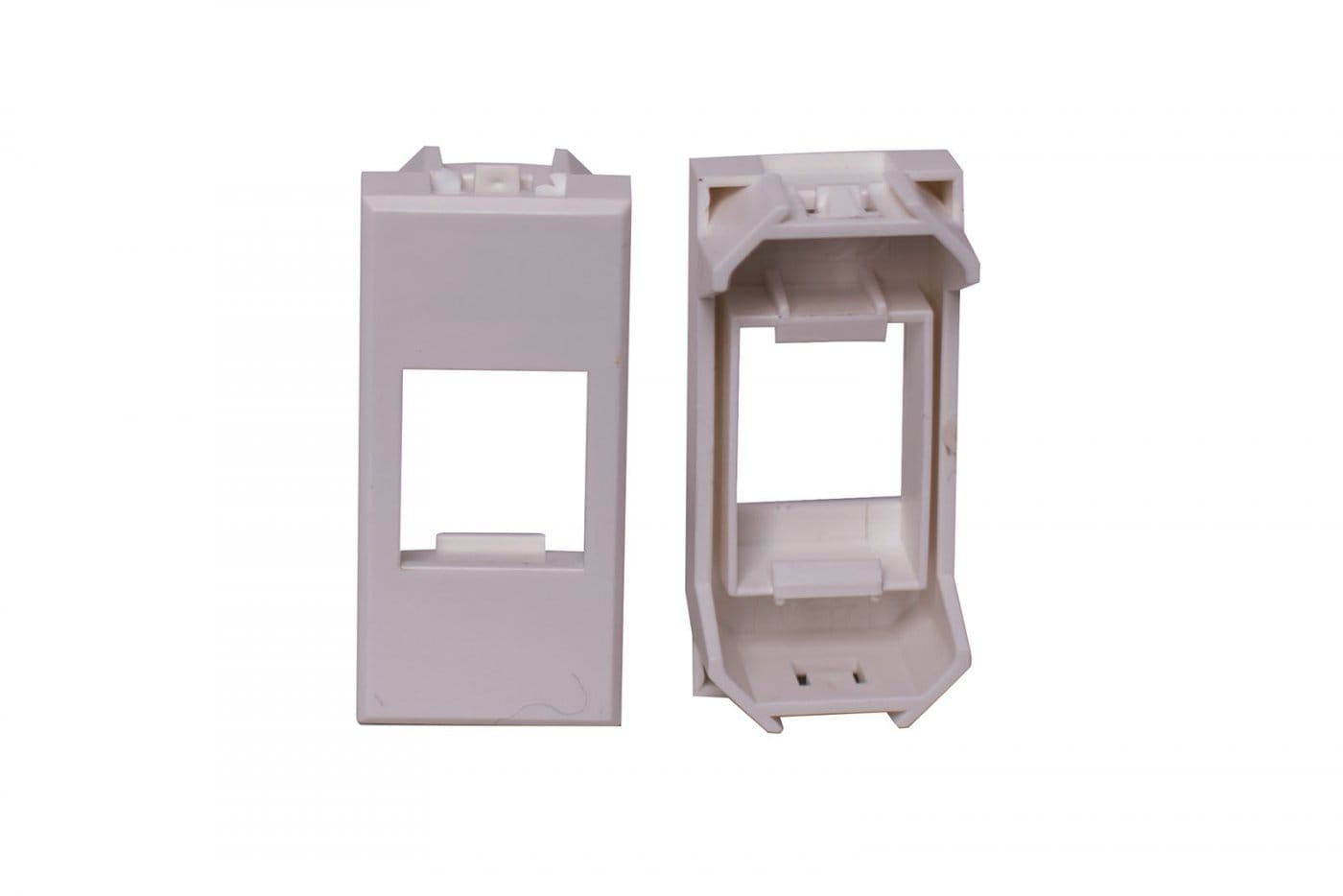 ADMK ITALIA SRLS - ADMBT3970AK ADATTATORE KEYSTONE COMPATIBILE B-TICIN