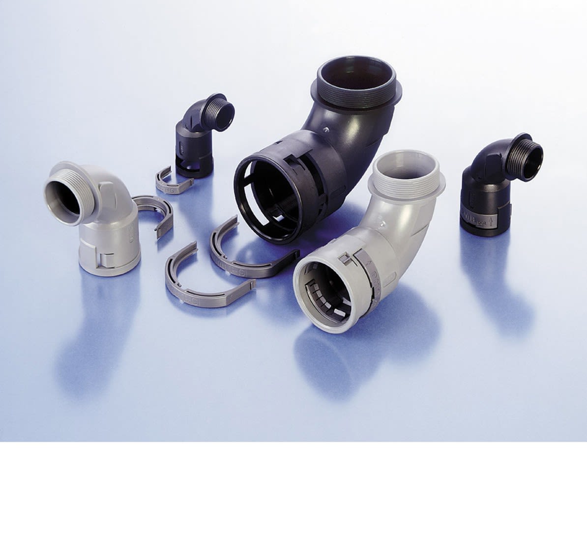 ABB SPA - ABBBVBD-P213GT RACCORDO 90G DN23 PG21 PA6 BK IP66