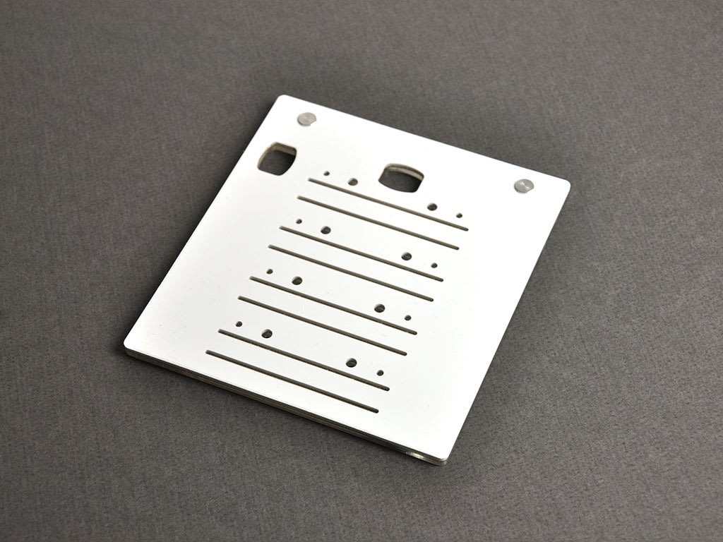 CEMBRE SPA - CEM991016 PIASTRA MG2-ETB PER TARGHETTE MG-CPM-13