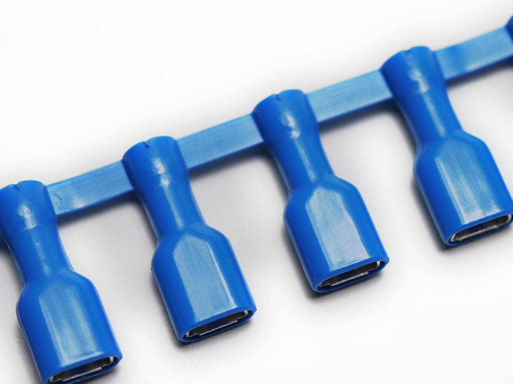 CEMBRE SPA - CEMCBP-F608P INNESTO FEMMINA CONCAT.ISOLATO BLU 6,35X