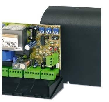 HILTRON LAND SRL - C1APCM100 CENTRALE DI COMANDO 230V PER MOTORE CANC