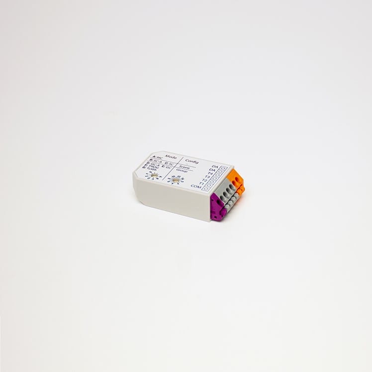 THREELINE ITALIA SRL - EHTDALI XC CONTROLLER DALI 4 ENTRATE INTEGR. PULSAN