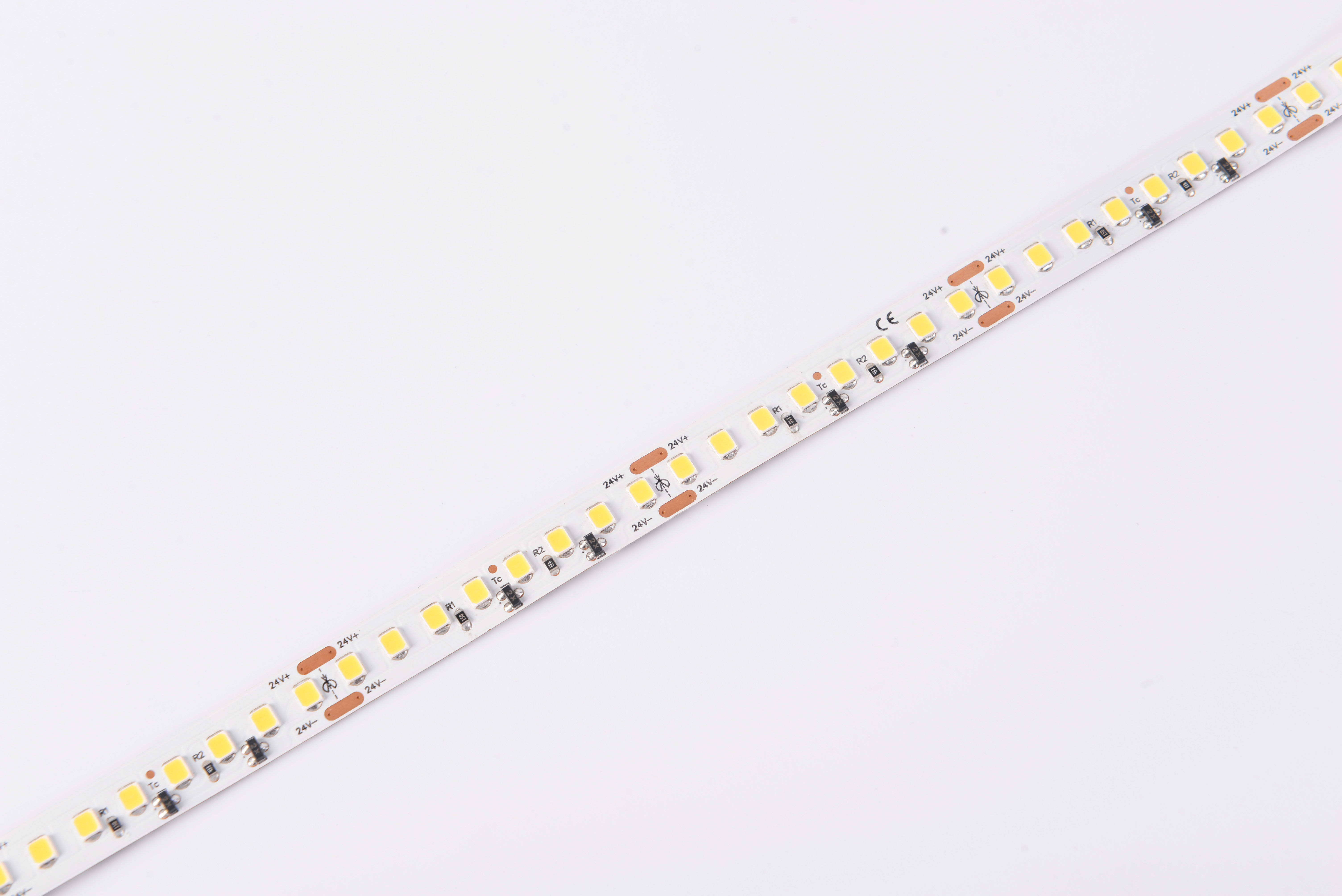 DIGIMAX SRL - DIXC8213330 STRIP 21.6W 24V 160LED 3000K CRI80 IP20
