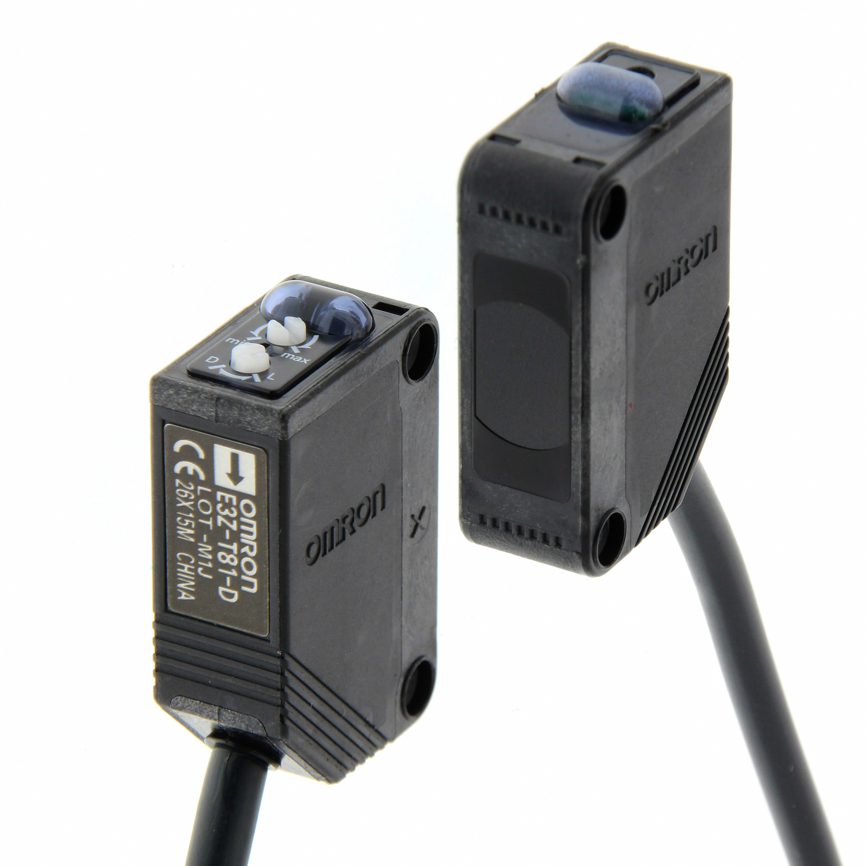 OMRON - OMRE3ZT812MOMS-2415 SENSORE E3Z, SBAR.15M, PNP, CAVO 2M