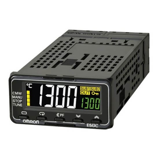 OMRON - OMRE5GCQX1DCM000 TERMOREGOLA-48X24MM.INGR.UNIV..OUT12VCC