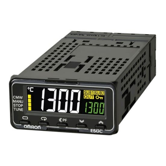 OMRON - OMRE5GCQX1ACM000 TERMOREGOLA-48X24MM.INGR.UNIV..OUT12VCC