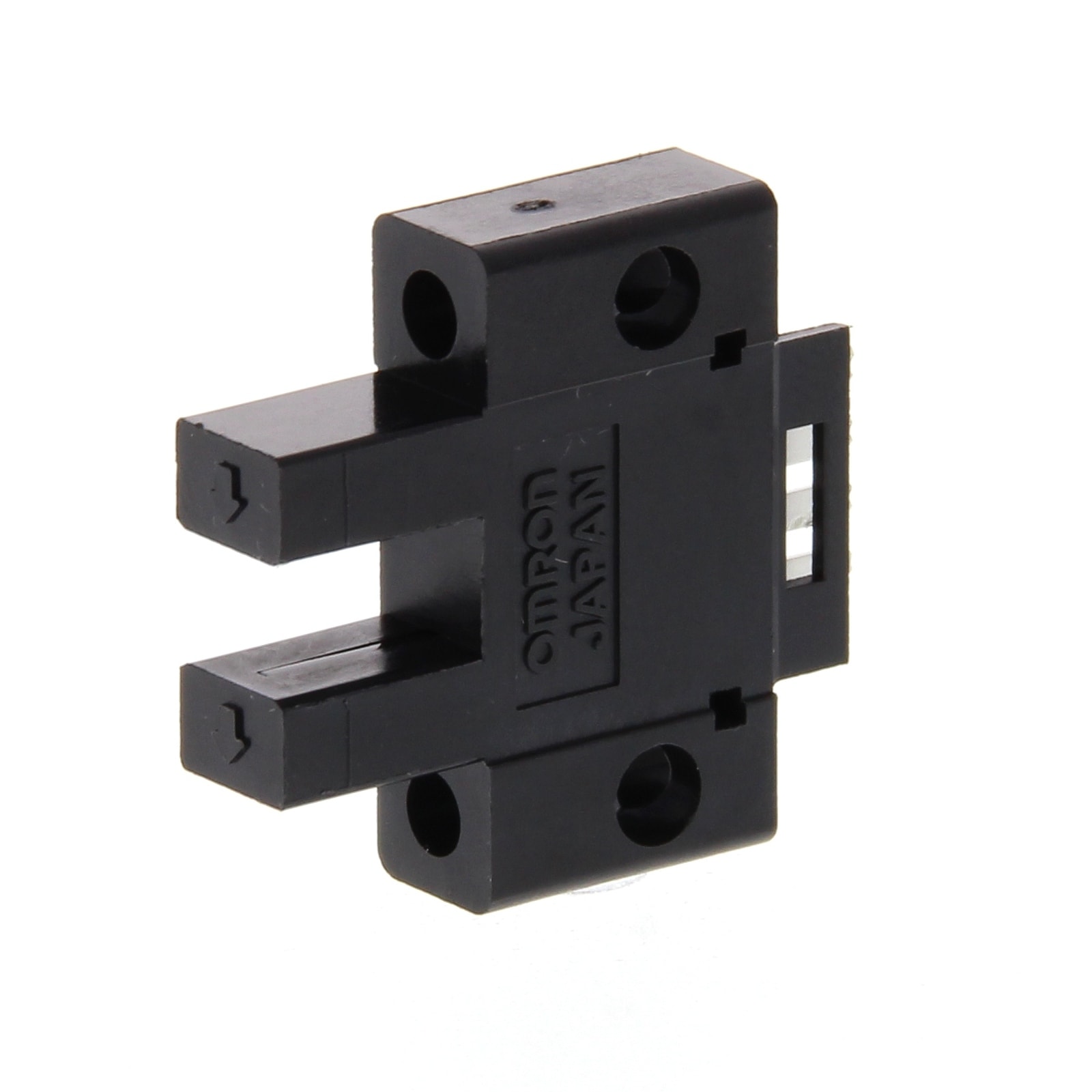 OMRON - OMREESX670P SENSORE-PMSAMPLFORC5MMPNPIMP-LU/BU/PERCO