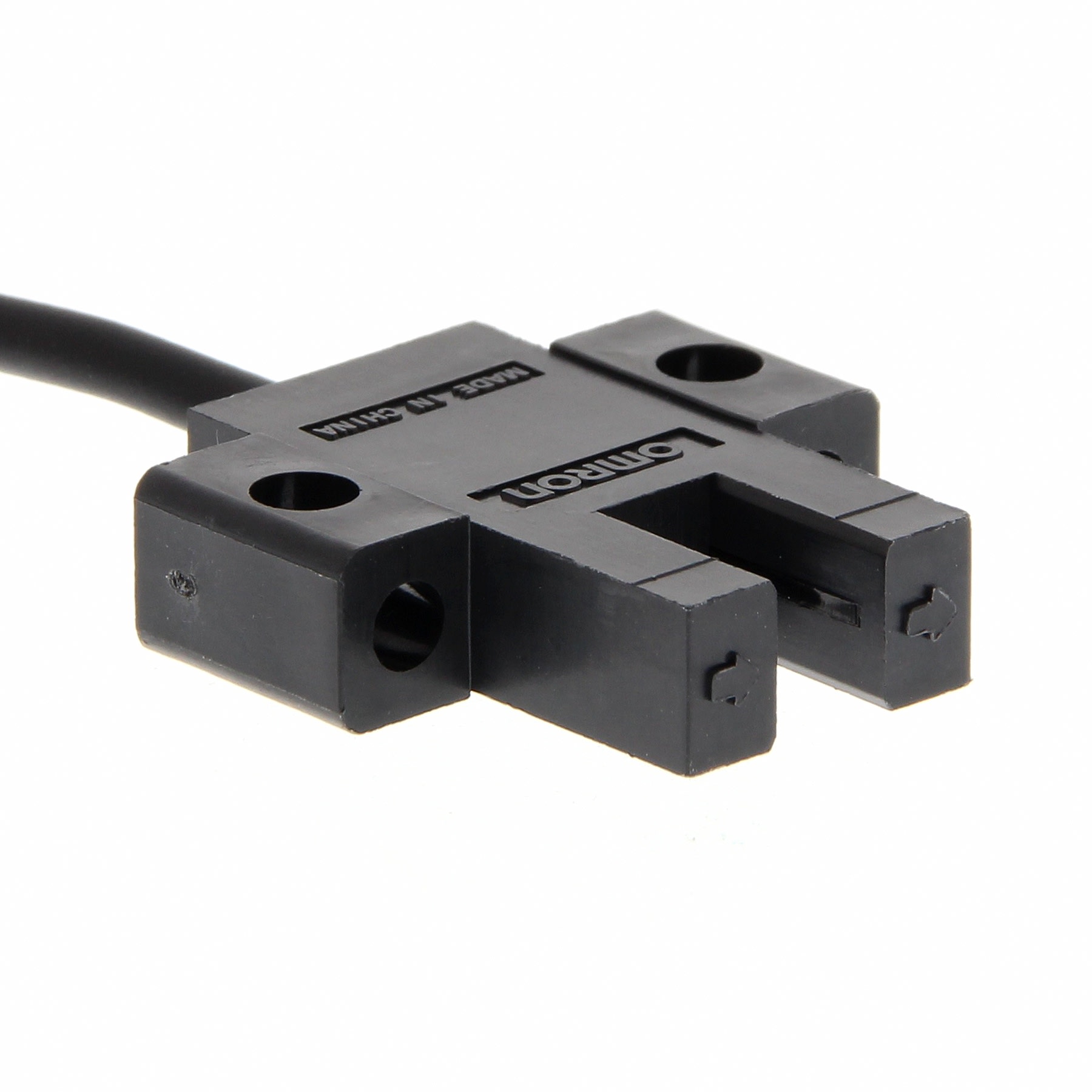 OMRON - OMREESX670WR1M SENSORE-FOTOMICR.FORCELLA5MM NPN LUCE/BU