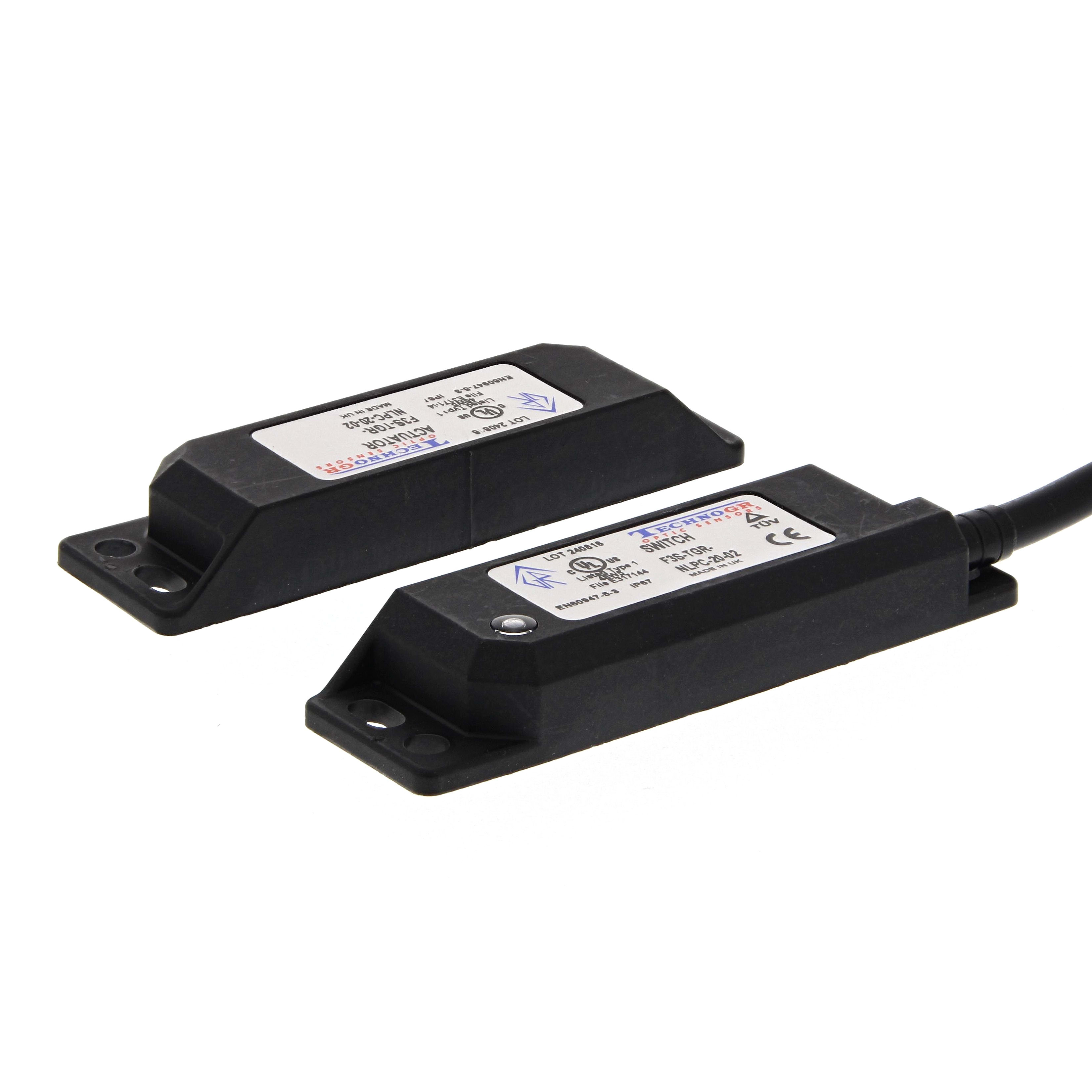 OMRON - OMRF3STGRNLPC2005-2 FC,MAGN,HALL,PLAST,ALLUNG,2NC,CAVO 5M