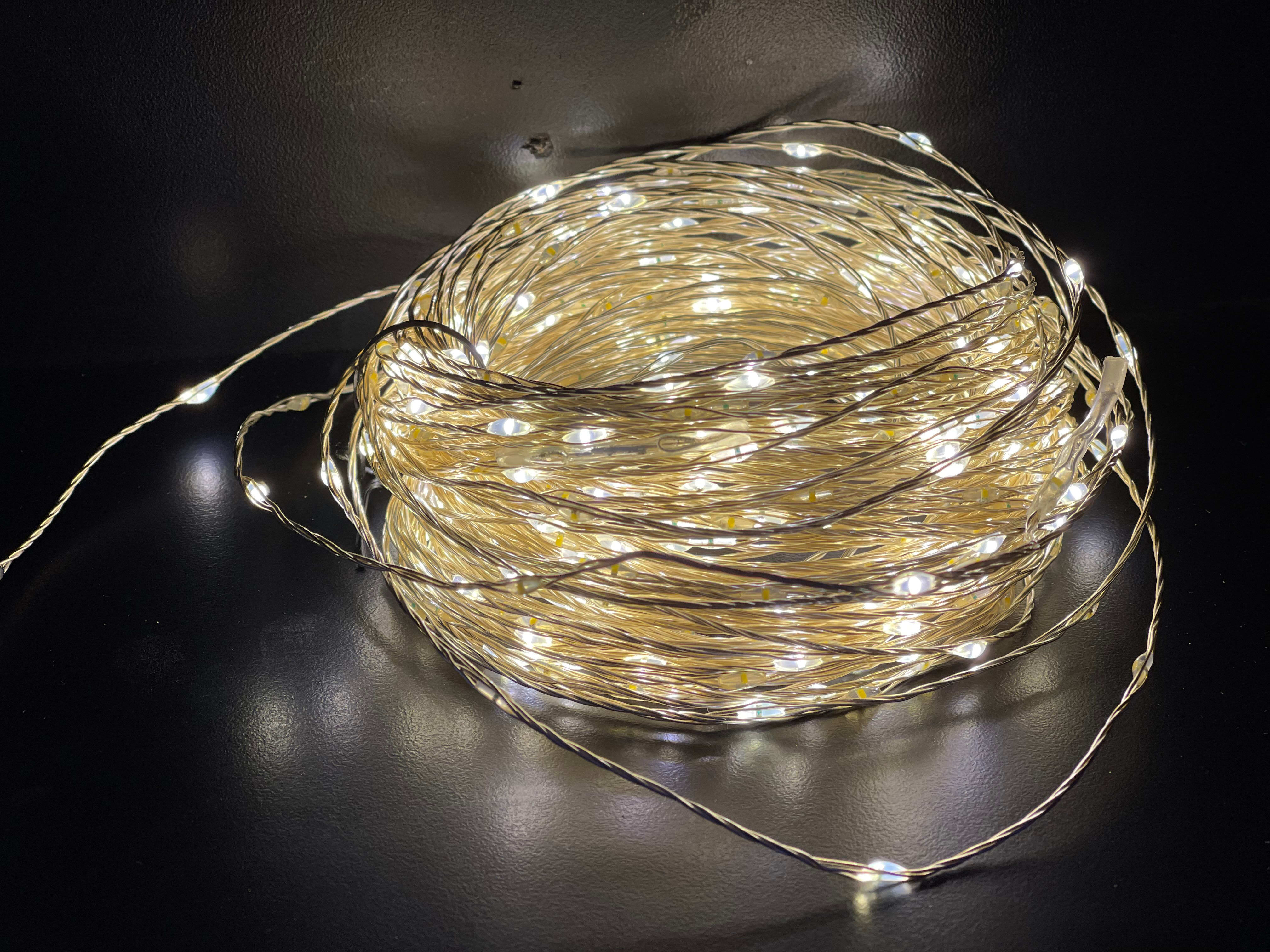 GIOCOPLAST NATALE SP - GCP14222071 100 GOCCE LED B.CALDO 10MT. A BAT. C.TEL
