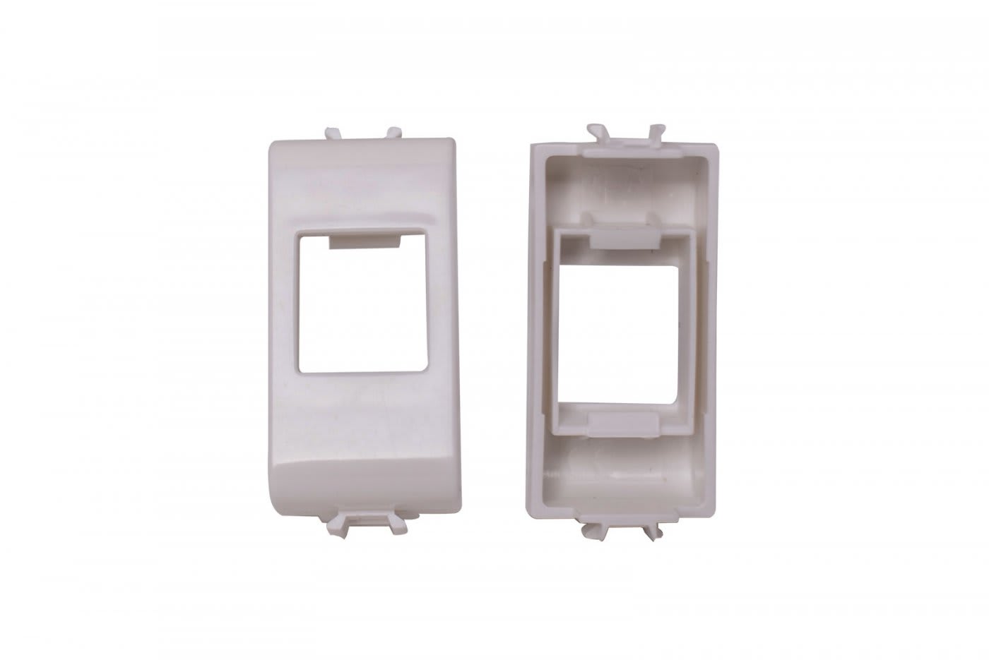 ADMK ITALIA SRLS - ADMGW4110AK ADATTATORE KEYSTONE COMPATIBILE GEWISS