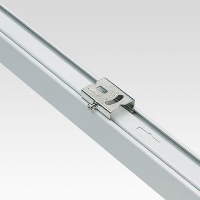 IGUZZINI ILLUMINAZI - IGZ3.MWW8.000.0 ATTACCO A SOFFITTO IN ACC.PER BINARIO ST