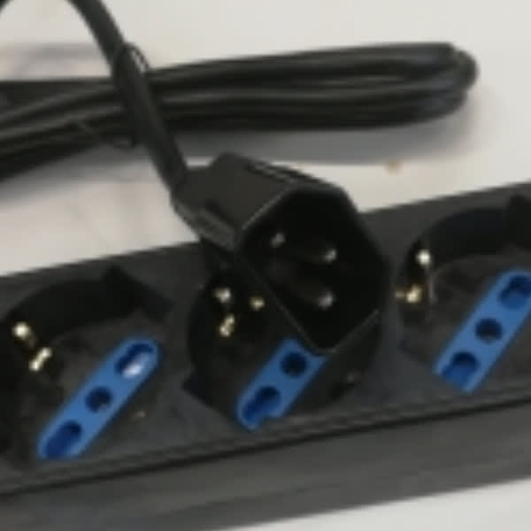 LEGRAND - LEG310979 KIT 5 MULTIPRESA 3P STANDARD