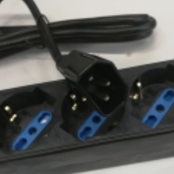 LEGRAND - LEG310979 KIT 5 MULTIPRESA 3P STANDARD