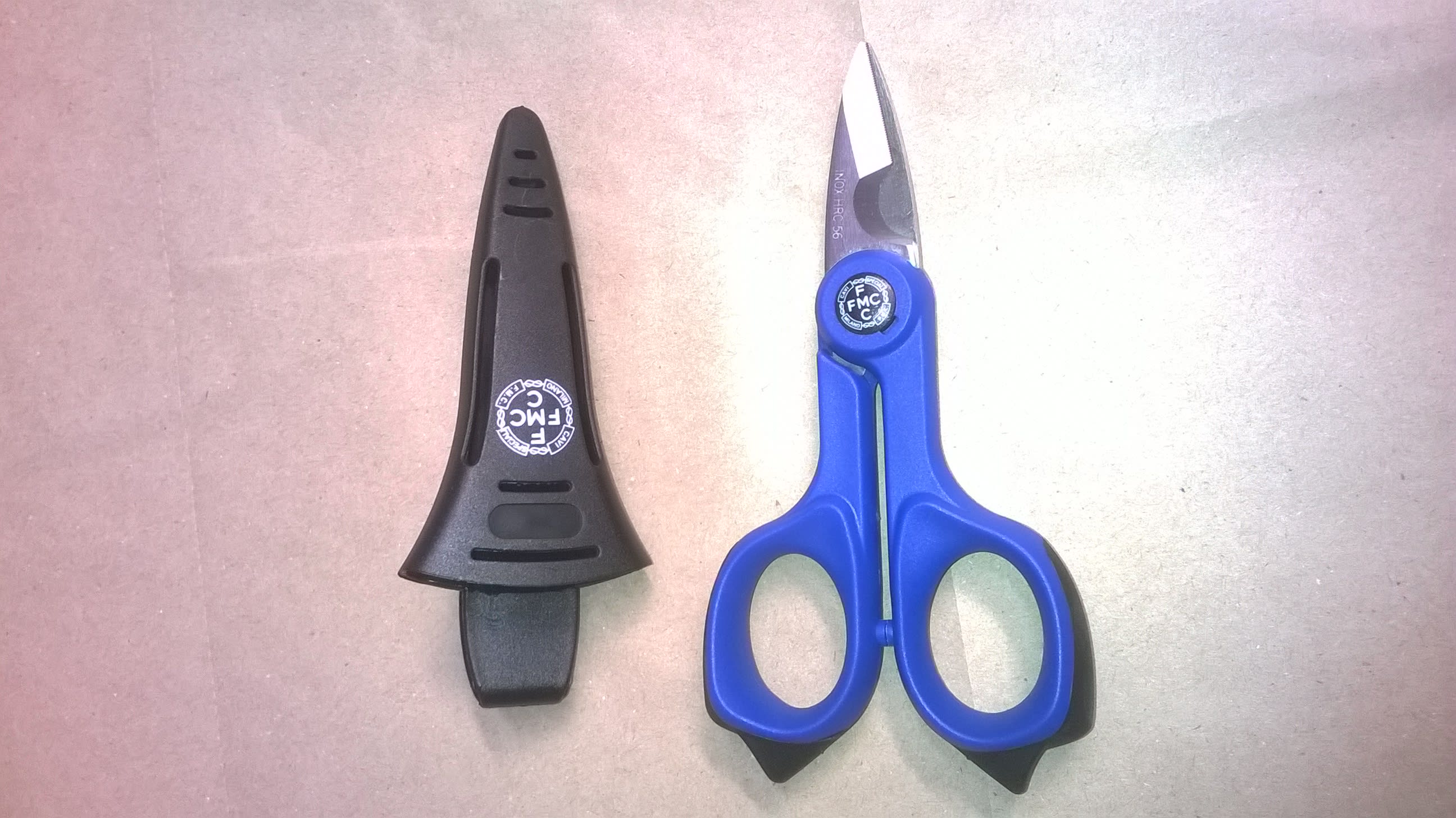 MICRO TEK SRL - MIKMO-220/PT FORBICE SPELLACAVO PROFESSIONALE ISOLATA