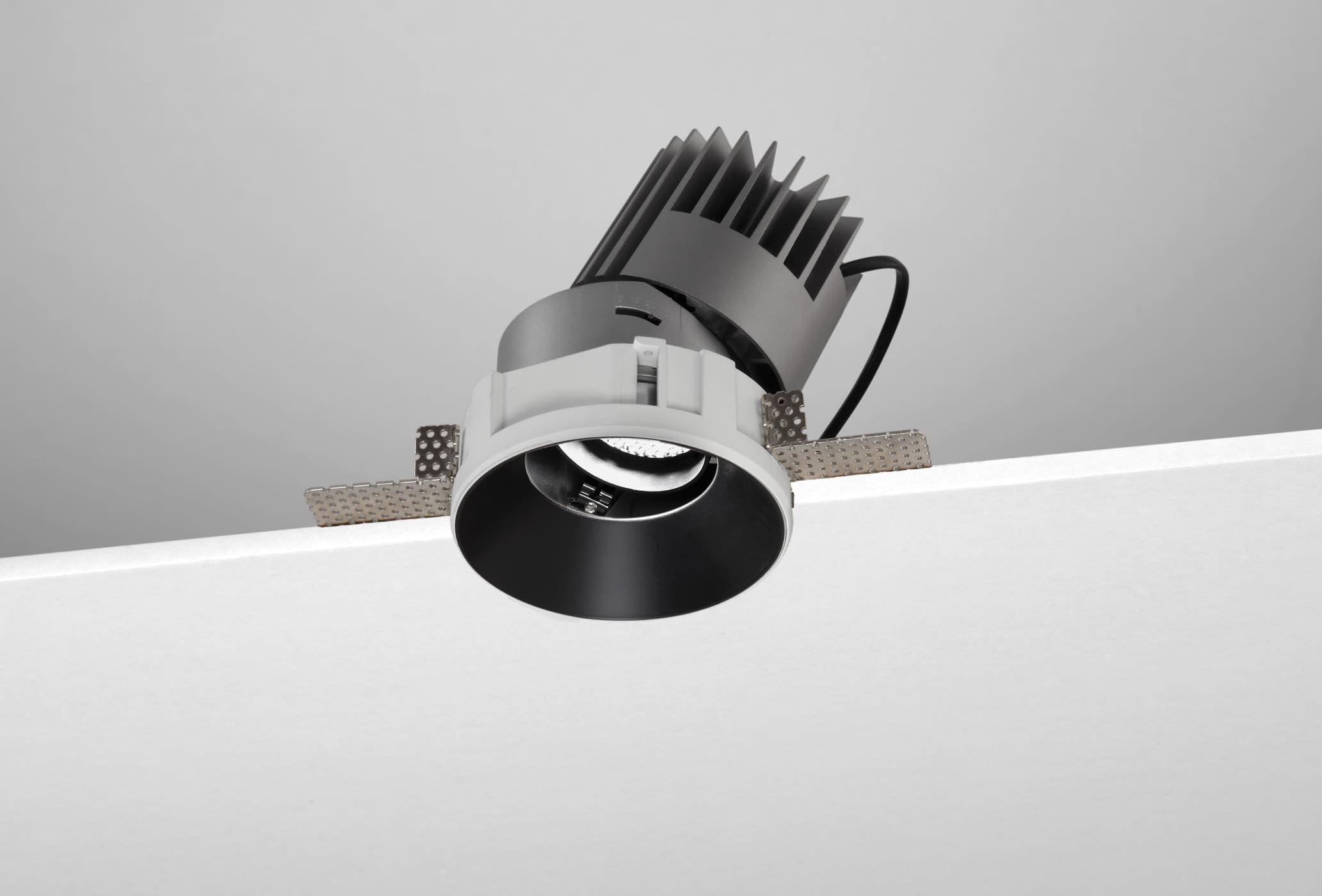 NOBILE ITALIA - NOBM1RA/TF/4K13/B6 INC.ORIEN. TONDO/T D100 13W 4K NE ON-OFF