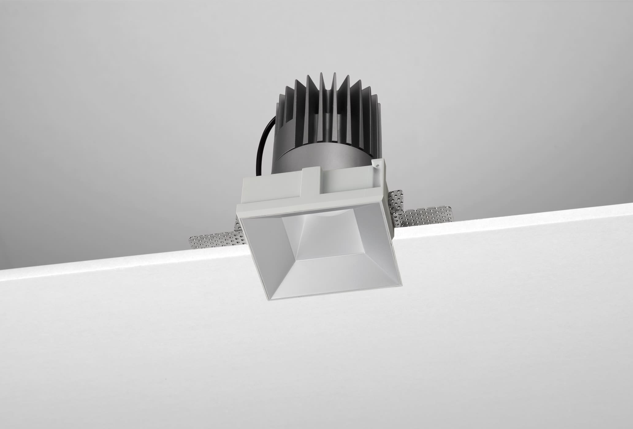 NOBILE ITALIA - NOBM1SF/TF/3K18/M6 INC. FISSO QUAD./T L100 18W 3K OP ON-OFF