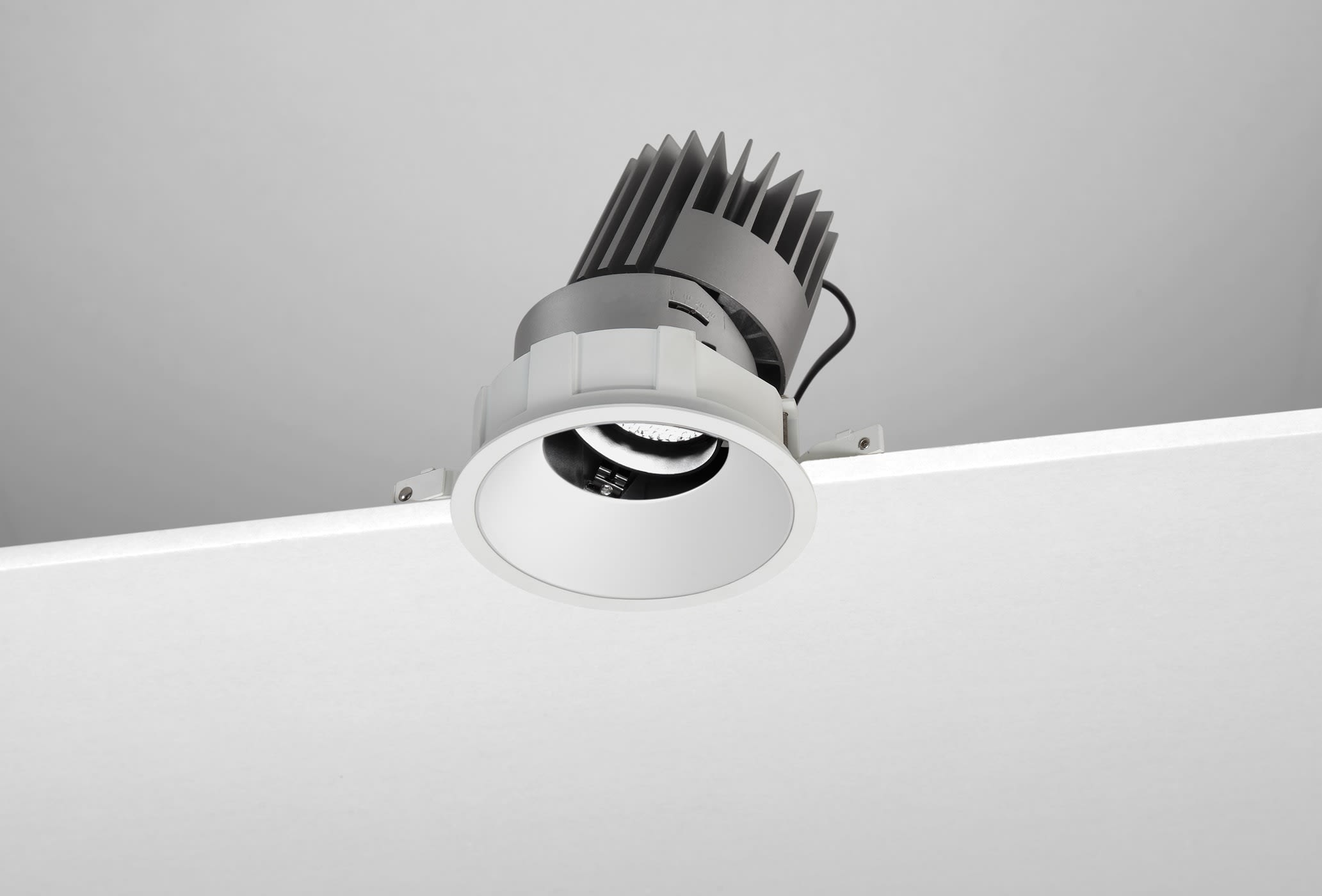 NOBILE ITALIA - NOBM2RA/CF/3K25/W6 INC.ORIEN. TONDO/C D125 25W 3K BI ON-OFF