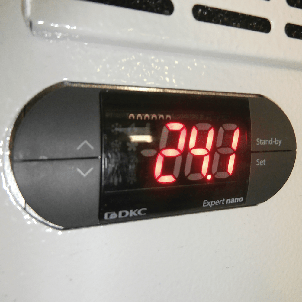 DKC-RAMKLIMA - KLMRAKLMET1LB Termostato elettronico di ricambio CF1, versione BASE