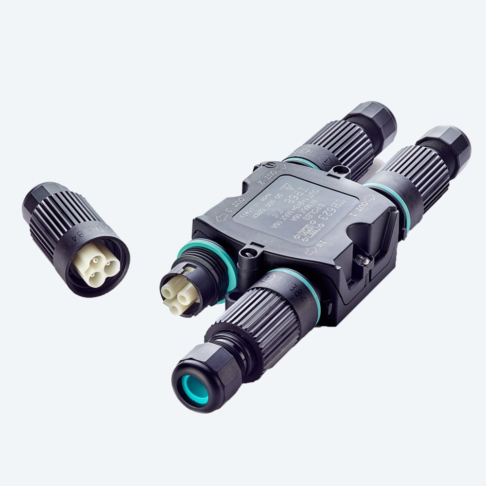 TECHNO SRL - TLHTHH.623.L3A DISTR 4WAYS 4XCONNECT 16A 3P SCREW IP68