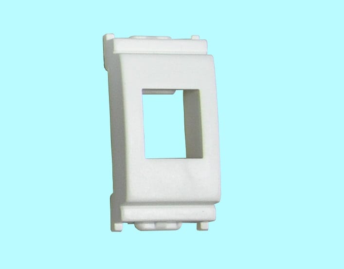 TECNEL TECNOLOGIE EL - TTETE0826B ADATT.KEYSTONE COMP VIMAR ARKE BIANCO