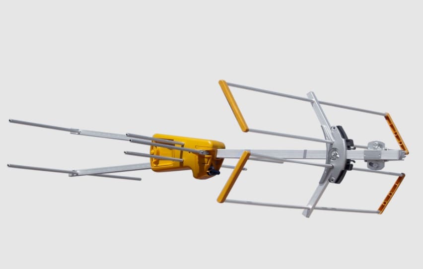 TELEVES ITALIA SRL - TVV106601 ANT.TERREST. V BIII (C5-12) 10EL. G9DBI