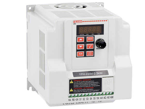 LOVATO - LOVVT122A240 INVERTER MONOF. 2,2KW USCITA TRIF.240VAC