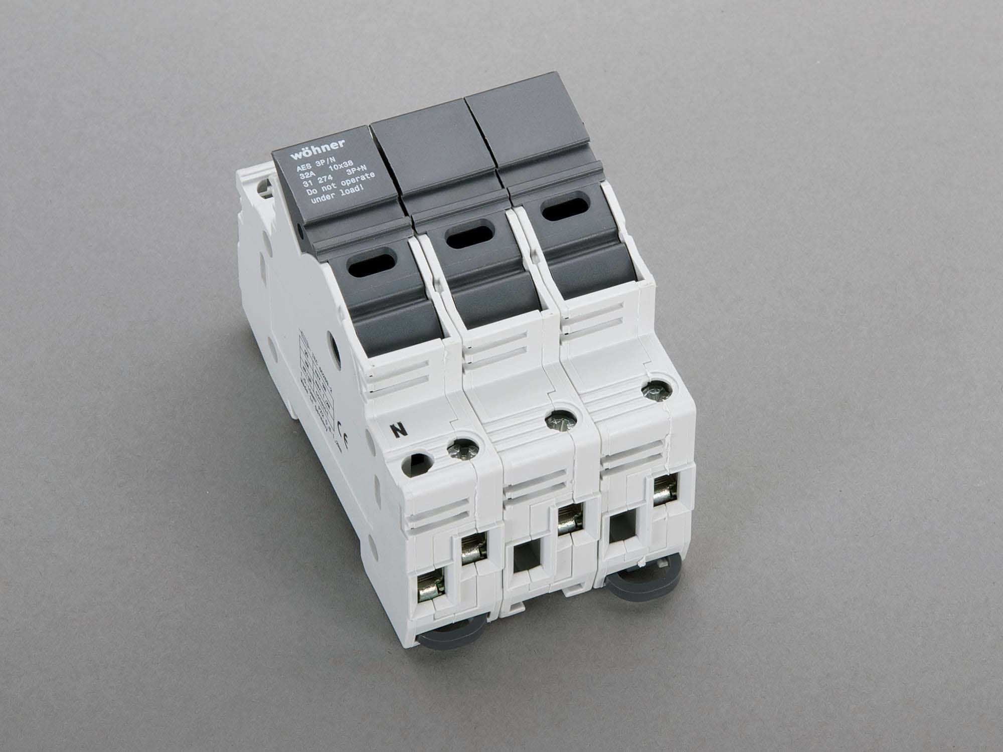 WOEHNER ELECTROTECHN - WOH31274000A AMBUS X FUS. 10X38, 3P + N INTEGR.