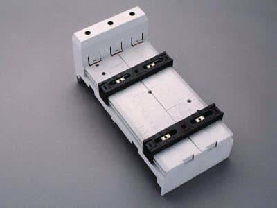 WOEHNER ELECTROTECHN - WOH32214000 ADATT. UNIV. 200A, MORS. IN ALTO, SIS.60