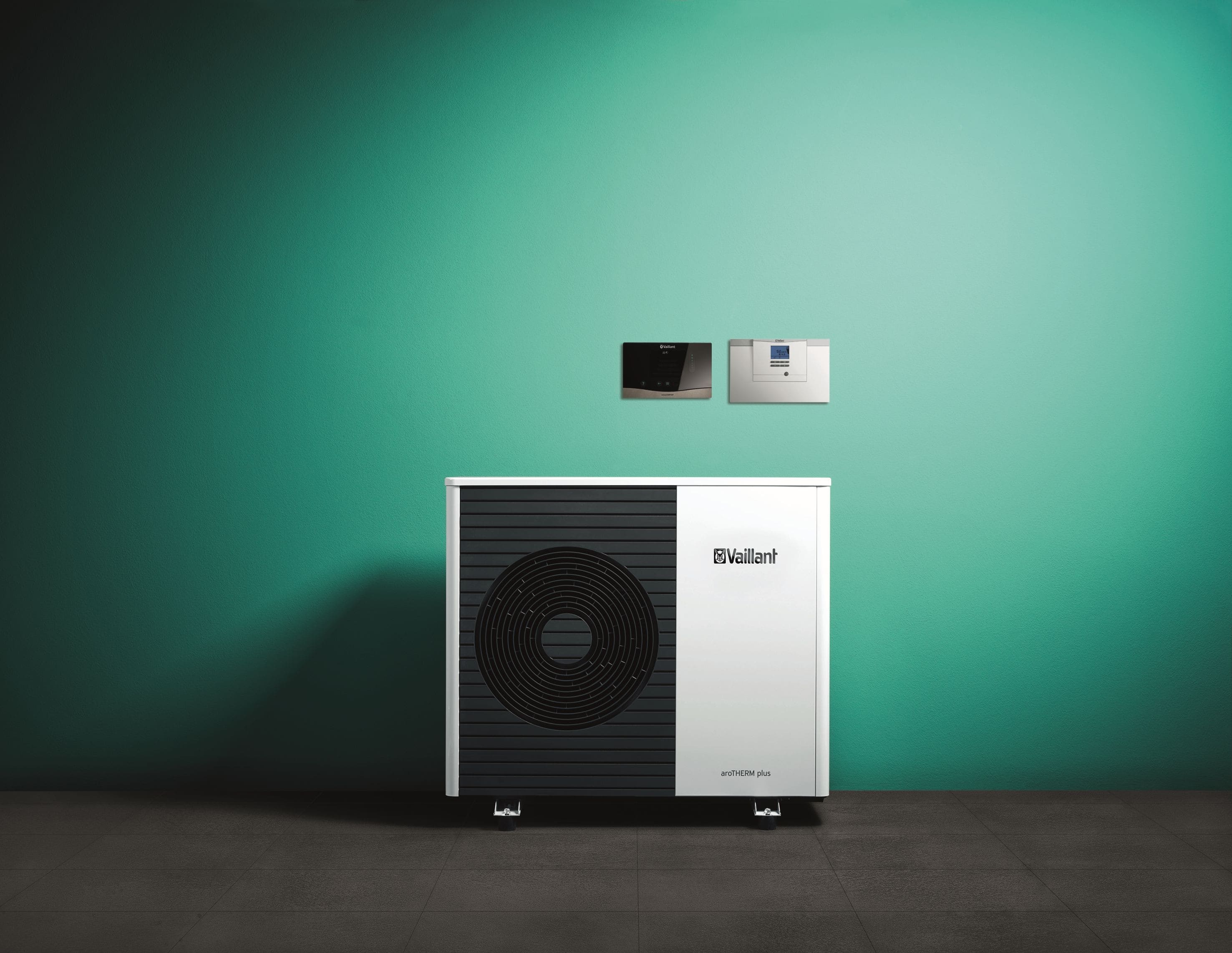 VAILLANT - VLT0010038582 AROTHERM PLUS VWL 55/6 A + INTERFACCIA V