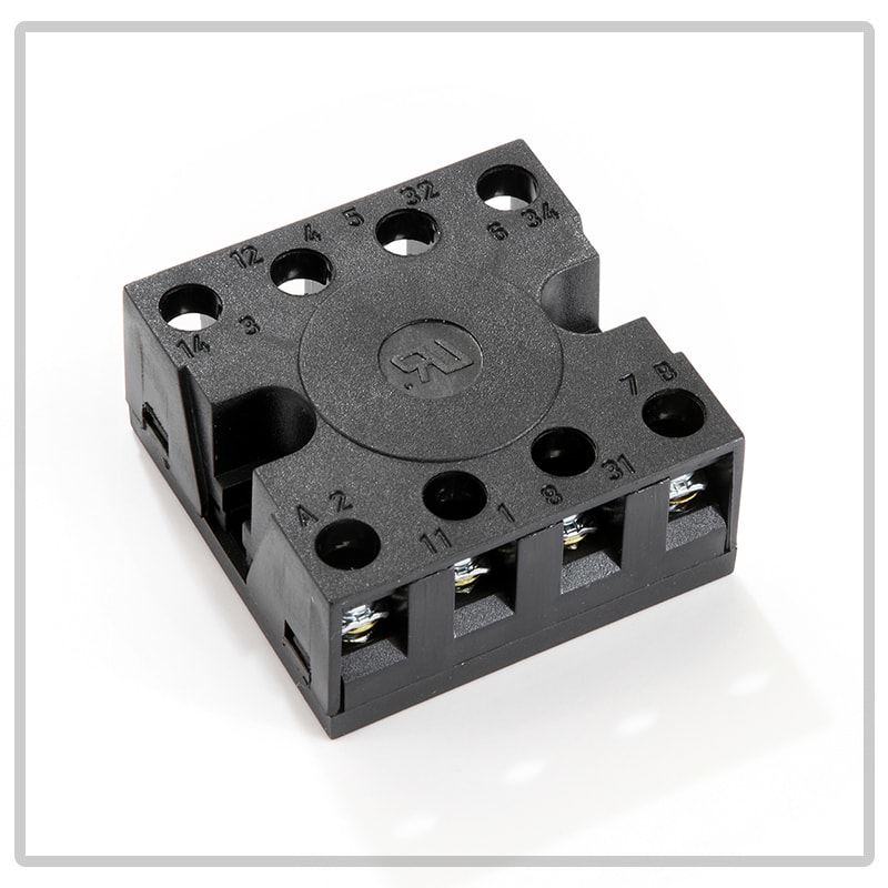 CDC ELETTROMECCANICA - CDCAZ58000000000 ZOCCOLO OCTAL DA INCASSO AZ58