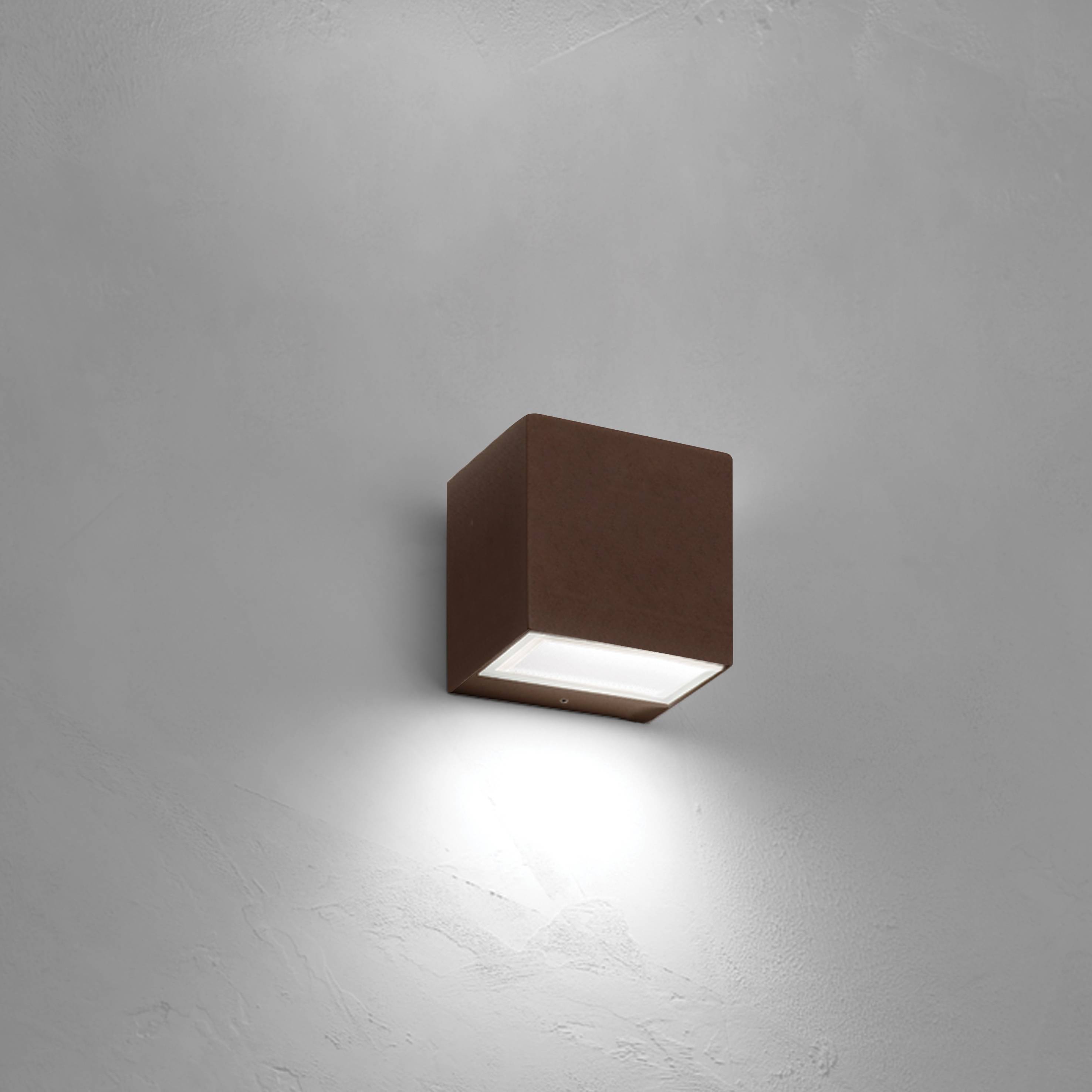 NOBILE ITALIA - NOBBA10/1A/3K/BR APPLIQUE MONEM 9W 3K 85 IP65 230V BR