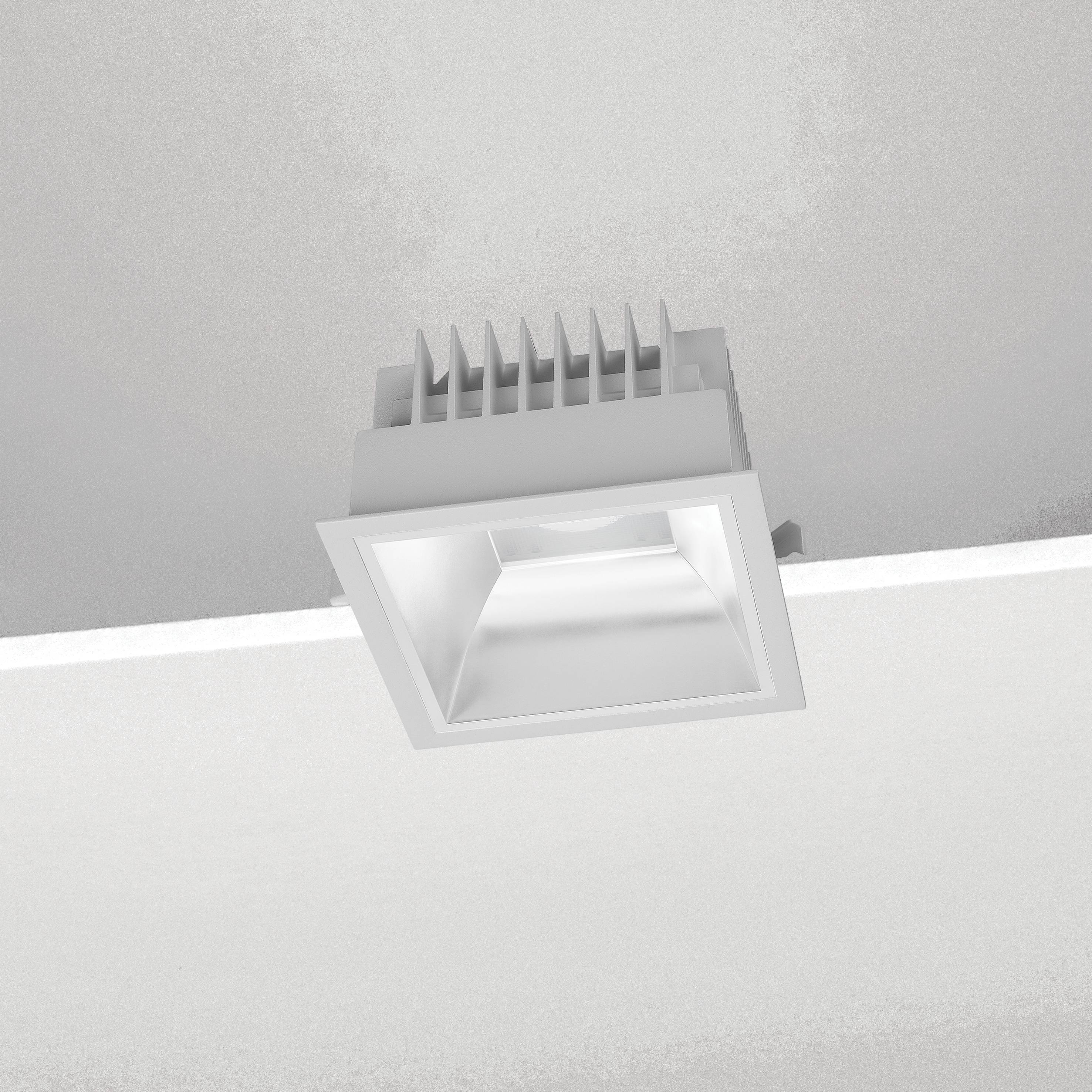 NOBILE ITALIA - NOBC2S/F/3K25/W1 INC. L.150 QUAD. 25W 3K BI ON-OFF IT