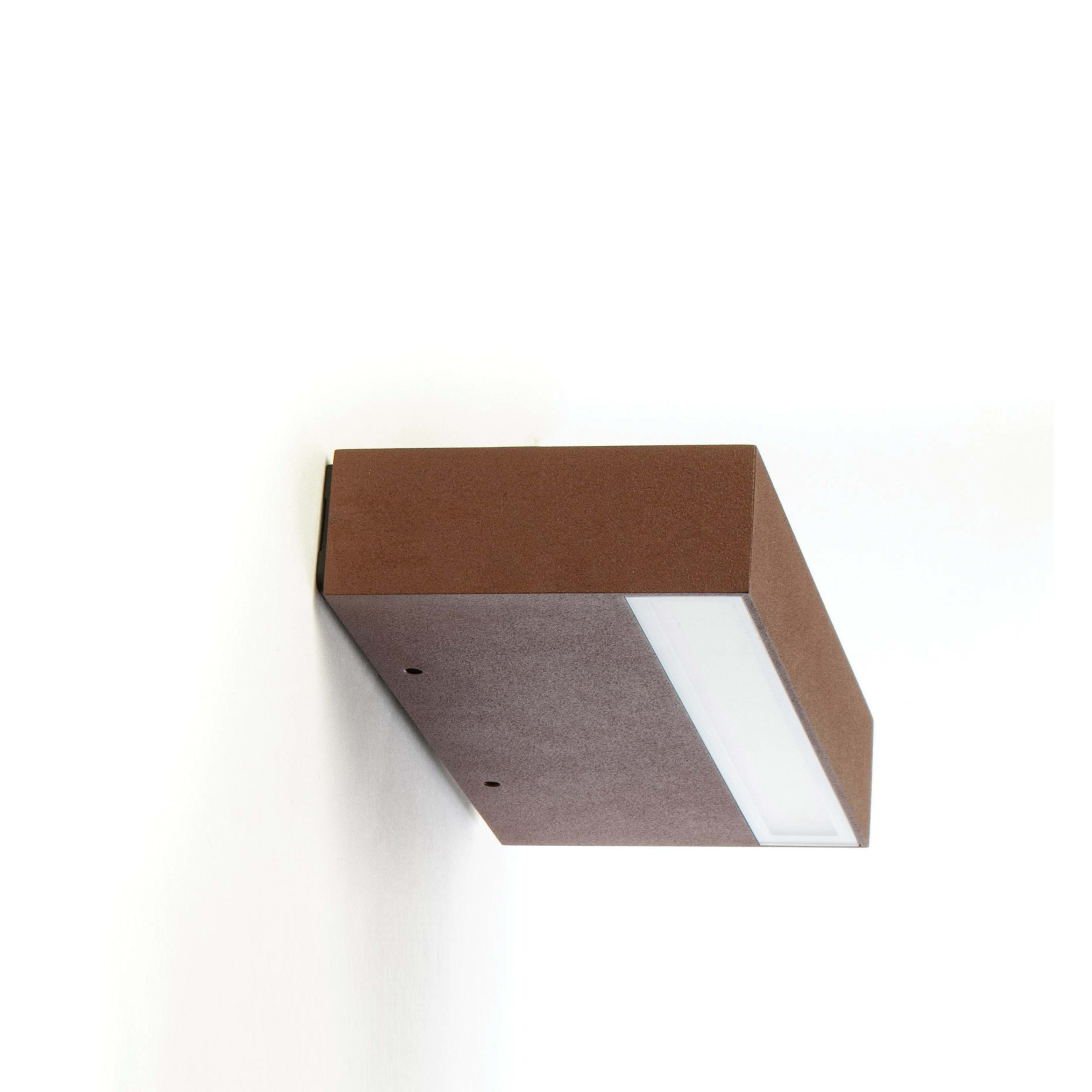 NOBILE ITALIA - NOBLV22/1A/3K/BR APPLIQUE MONOEM 13W 3K IP65 BR DRIV. TRI