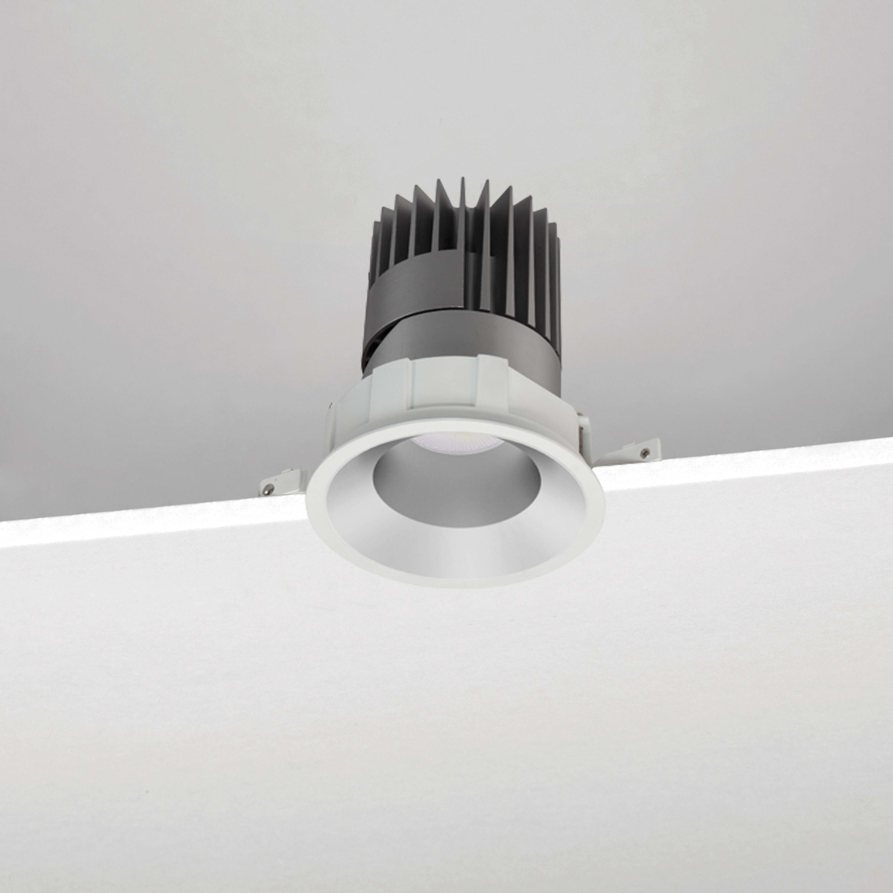 NOBILE ITALIA - NOBM1RF/CF/3K18/M2 INC.FISSOTON/C D100 18W 3K OP PUSH/DIM1-